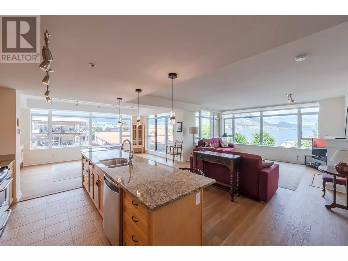 Penticton, BC V2A9C2,160 Lakeshore DR West #401