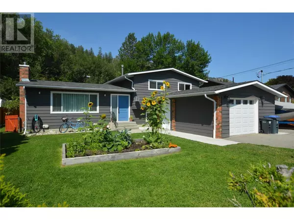 13814 Yule Crescent, Summerland, BC V0H1Z5