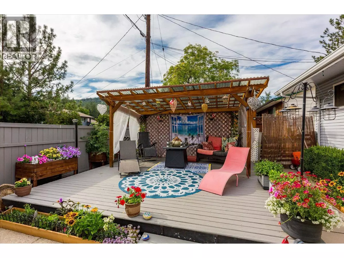West Kelowna, BC V4T1A9,3273 McLeod Road