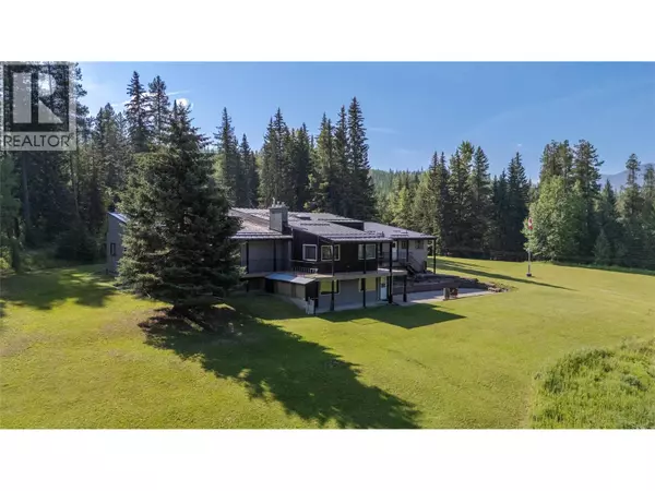 105 Castle Mountain Road, Fernie, BC V0B1M4