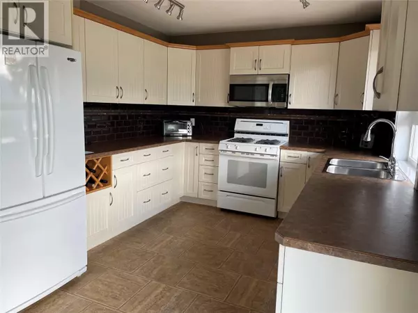 Salmon Arm, BC V1E2B3,5801 35 Street NE