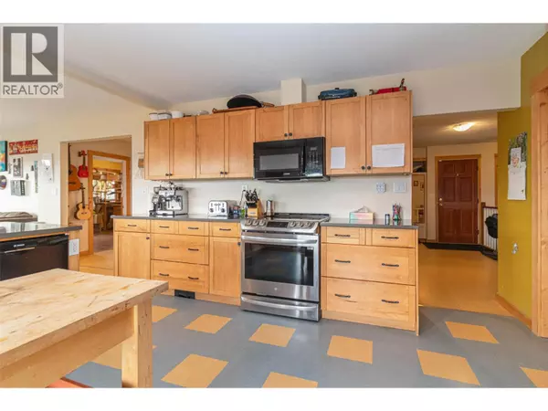 West Kelowna, BC V4T2X3,2741 Sugosa Place