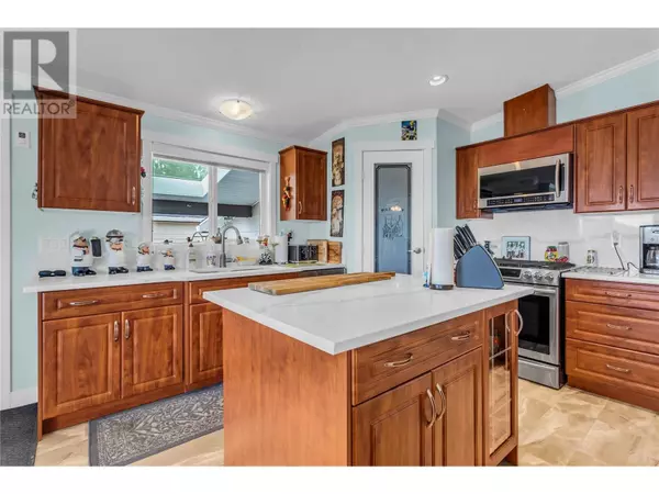 West Kelowna, BC V4V1V5,2025 Shannon Lake RD #10