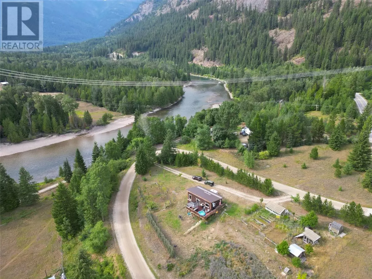 Slocan Park, BC V0G2E0,3364 Koch Siding Road