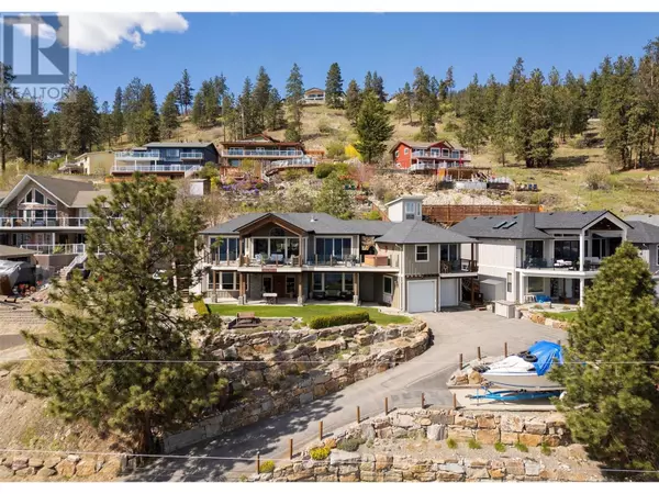 Peachland, BC V0H1X4,5824 Columbia Avenue