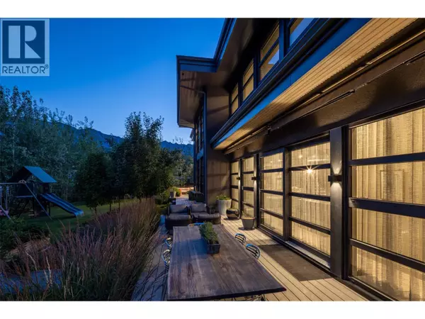 Golden, BC V0A1H0,702 7th Street