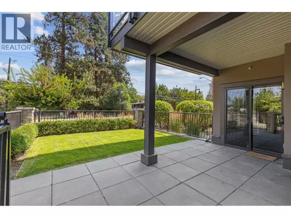 Kelowna, BC V1W5N3,4380 Lakeshore RD #115