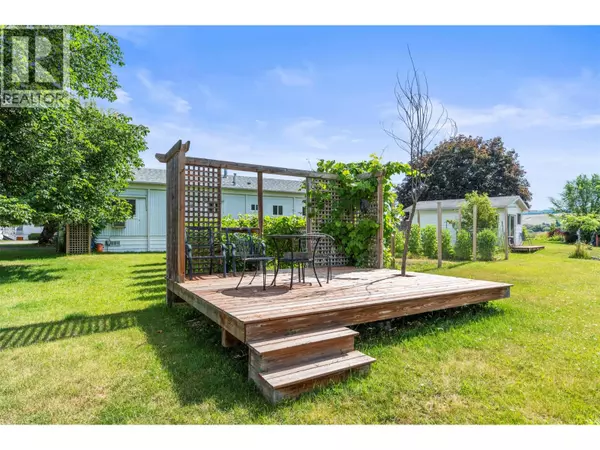 Vernon, BC V1H1X5,2727 Lakeshore RD #101