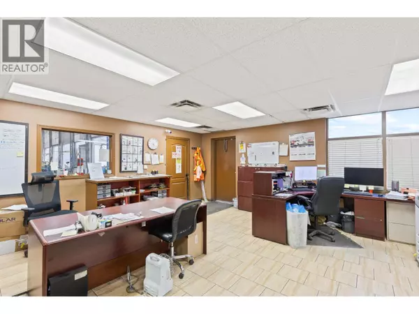 Kelowna, BC V4V2K5,131 Tilley Road