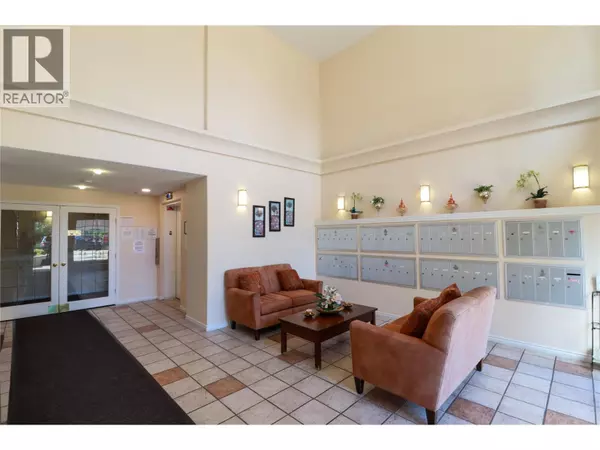 Penticton, BC V2A8R7,2245 Atkinson ST #701
