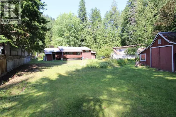 Scotch Creek, BC V0E1M5,4192 Saratoga Road