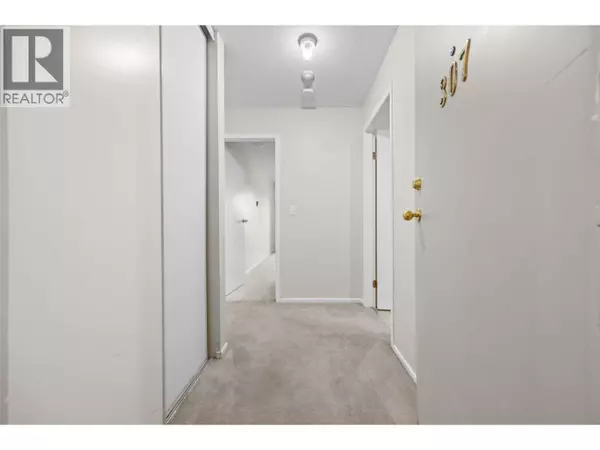 Kelowna, BC V1X7G3,2035 Baron RD #307