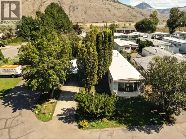 Kamloops, BC V2B6W7,2400 OAKDALE WAY #11