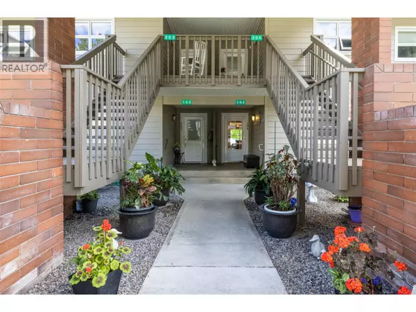Peachland, BC V0H1X6,4340A Beach Avenue AVE #104