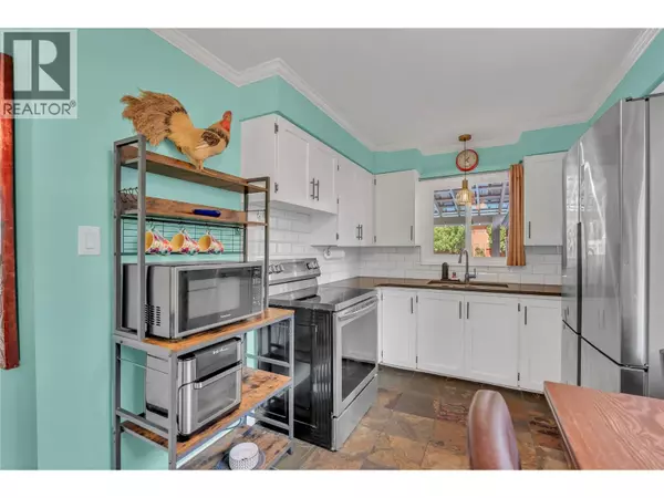 Penticton, BC V2A2Y9,141 Granby Avenue