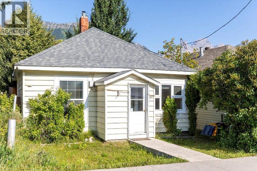 241 1ST Avenue, Fernie, BC V0B1M0