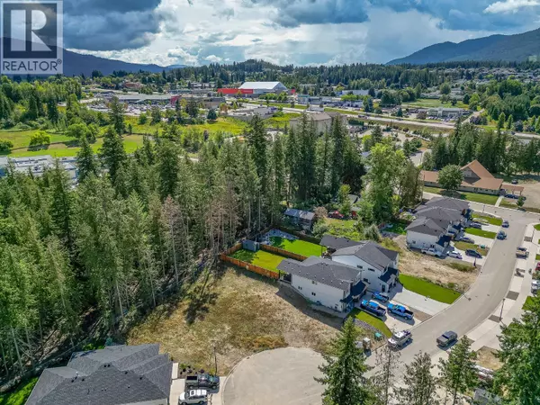 Salmon Arm, BC V1E0G8,1450 21 Street Lot# 16