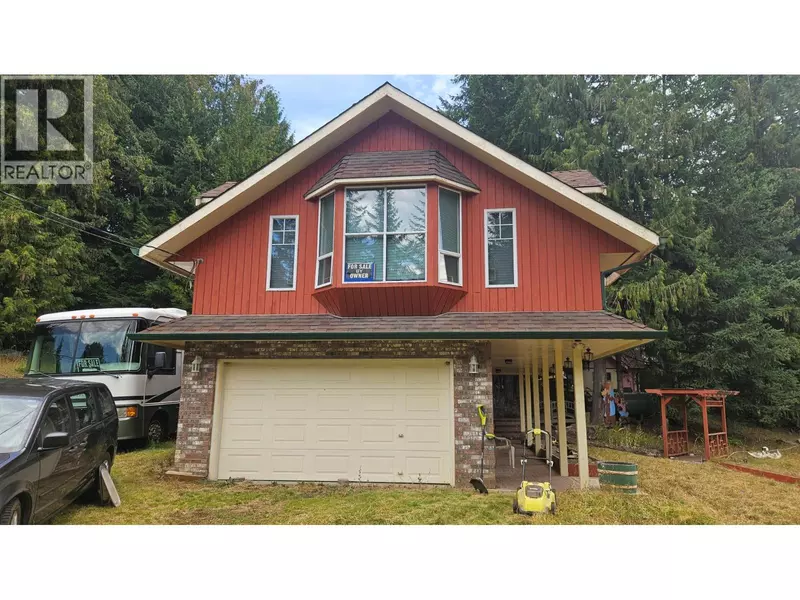 2690 Fraser Road, Anglemont, BC V0E1M8