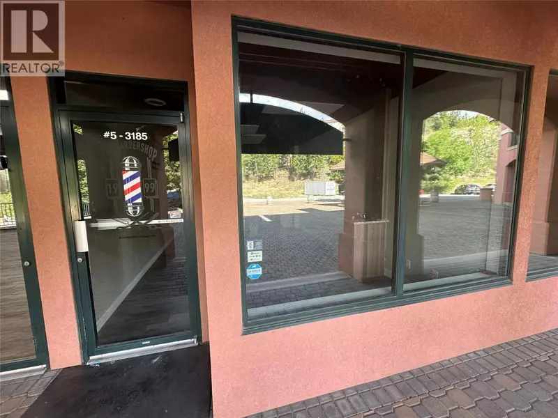 3185 Via Centrale DR #5, Kelowna, BC V1V2A7