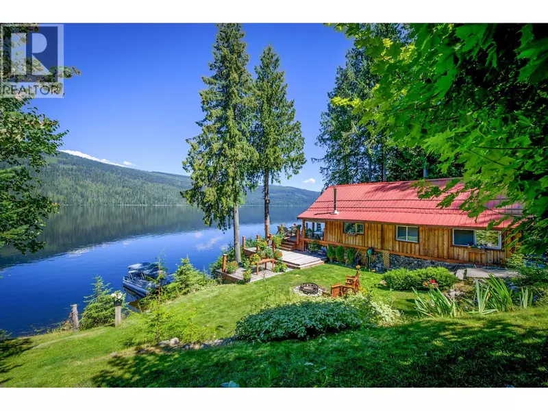 5289 EAST BARRIERE LAKE FS Road, Kamloops, BC V0E1E0