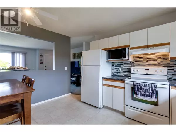 Kelowna, BC V1X1A6,685 Quigley Road