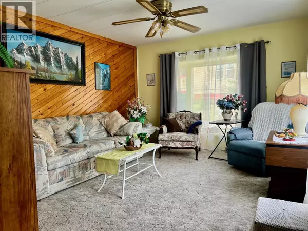 Creston, BC V0B1G3,445 6th AVE North #25