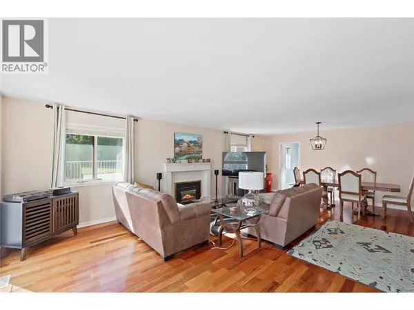 Kamloops, BC V2B7H9,2401 PARKVIEW Drive