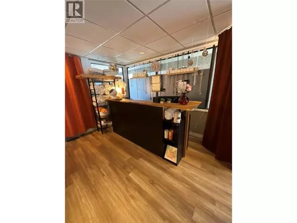 545 Lawrence AVE #101A, Kelowna, BC V1Y6L8