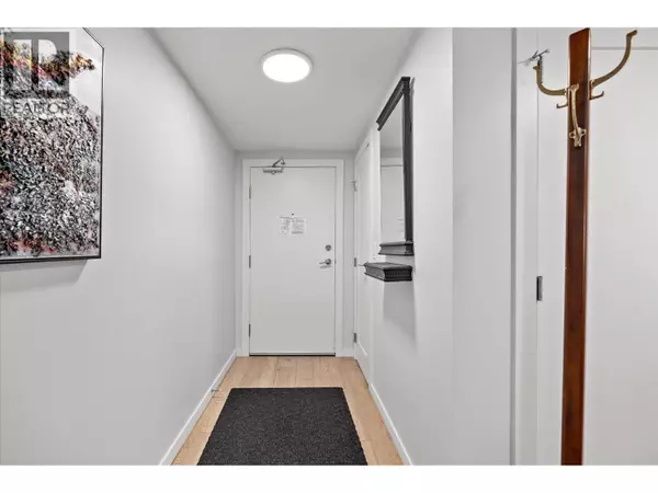 Kelowna, BC V1Y0C1,485 Groves AVE #902