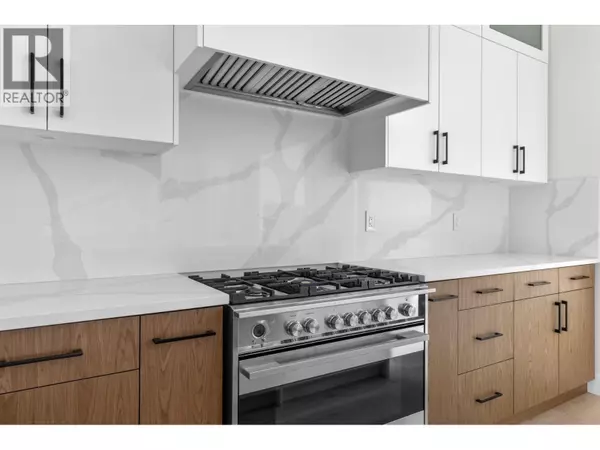 Peachland, BC V0H1X4,6048 Gerrie Road