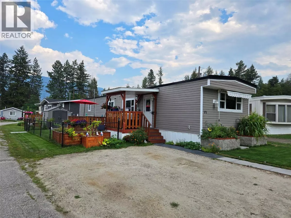 Castlegar, BC V1N1J1,1601 COLUMBIA AVE #21