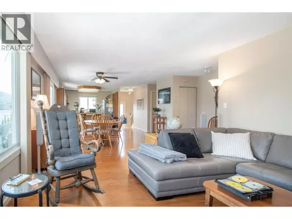 Peachland, BC V0H1X0,6335 Topham Place