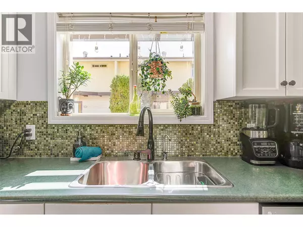 Kelowna, BC V1X2G6,315 Primrose RD #205