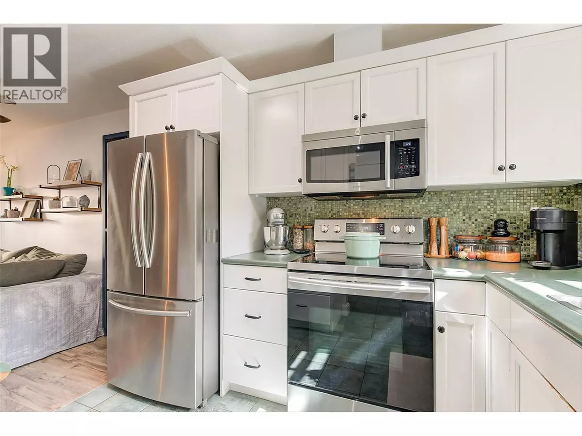 Kelowna, BC V1X2G6,315 Primrose RD #205