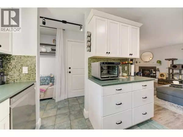 Kelowna, BC V1X2G6,315 Primrose RD #205