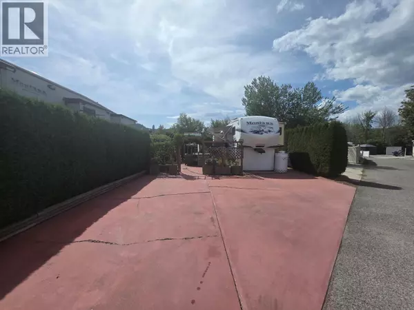 Kelowna, BC V4V1P4,415 Commonwealth RD #531