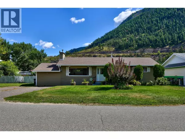 229 Lakeshore Drive, Chase, BC V0E1M0