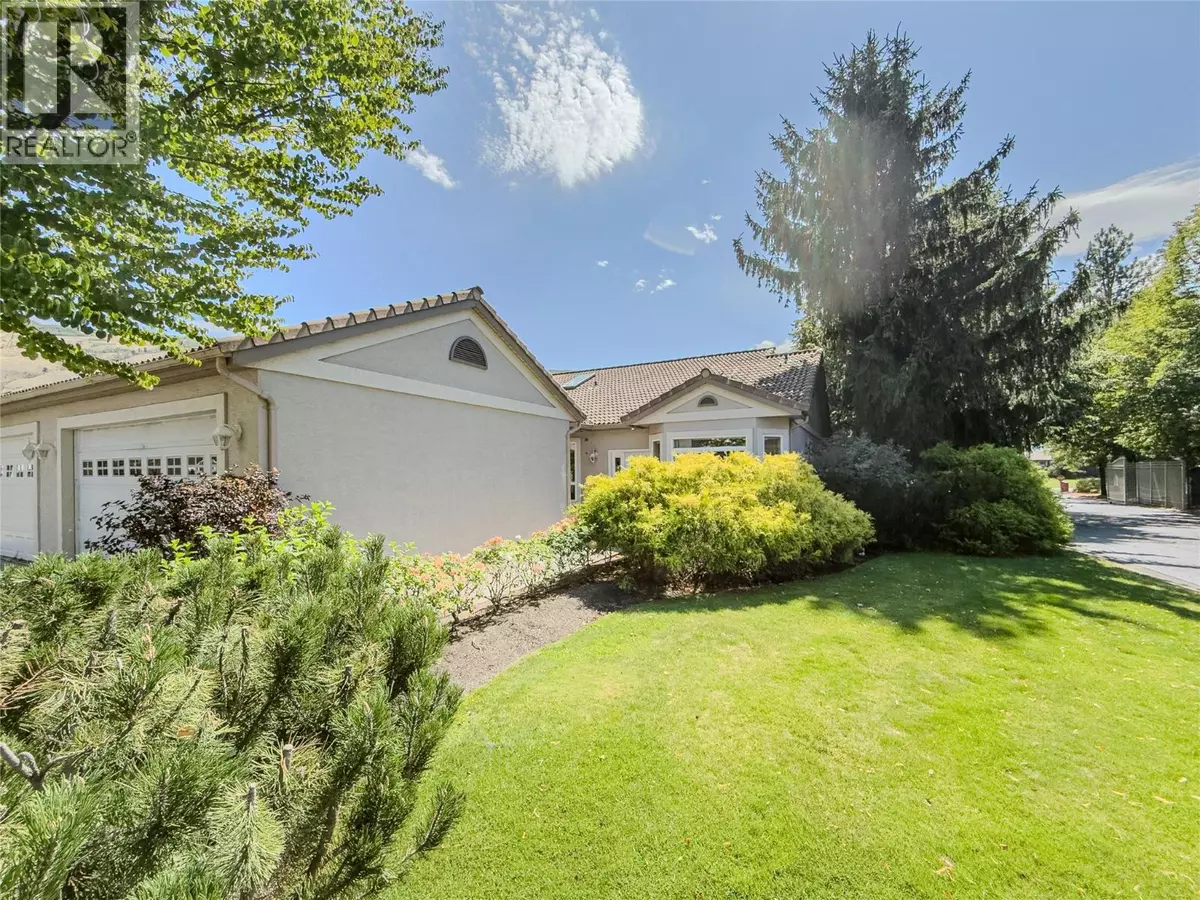 Kamloops, BC V2B6T7,650 Harrington RD #102