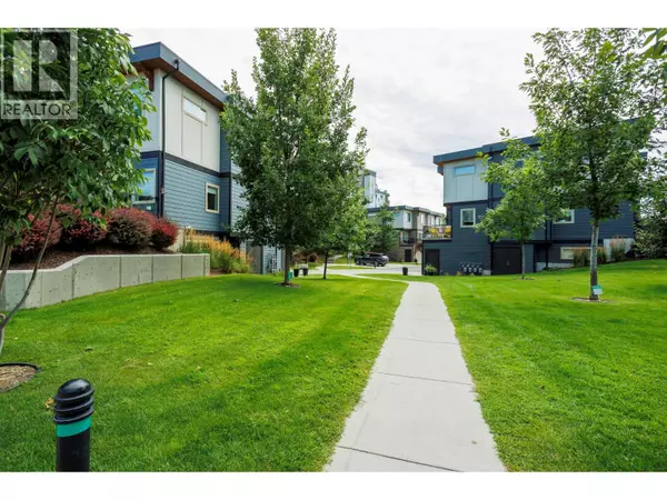 Kelowna, BC V1W5L1,3626 Mission Springs DR #27