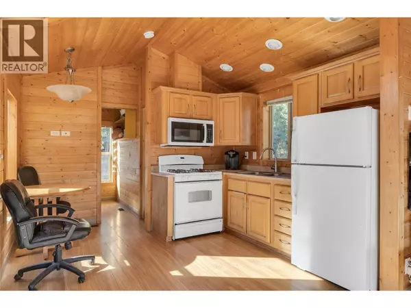 Peachland, BC V0H1X3,4835 Paradise Valley DR #17