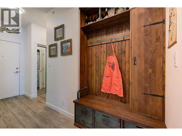 Kelowna, BC V1Y0G3,1775 Chapman PL #PH12