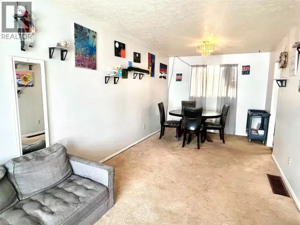 Tumbler Ridge, BC V0C2W0,156 Gwillim Crescent