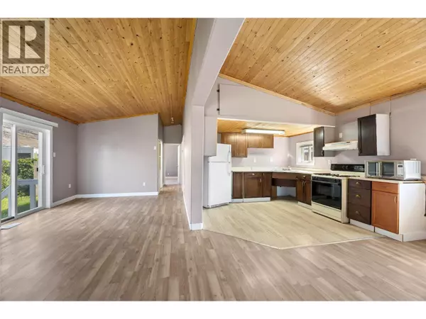 Kamloops, BC V2H1C8,771 ATHABASCA ST East #33