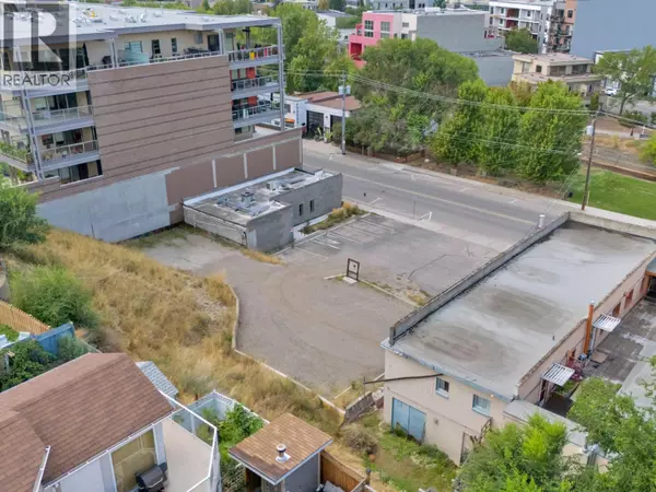 Penticton, BC V2A4L5,98 ELLIS Street