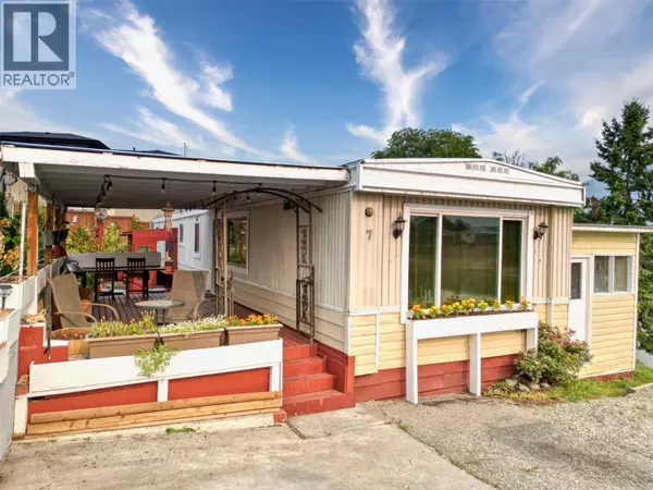 Osoyoos, BC V0H1V0,9106 Main Street ST #7