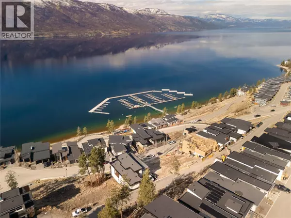 3356 Black Pine Lane, Kelowna, BC V1V3G1
