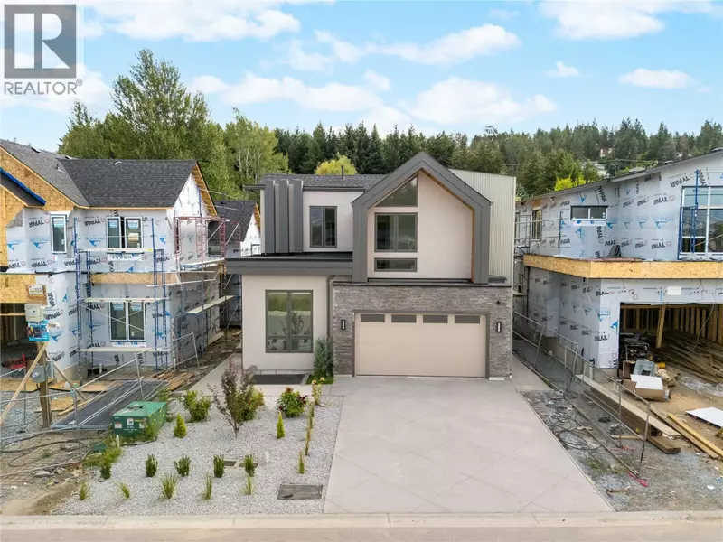 1004 Bull Crescent, Kelowna, BC V1W0E6