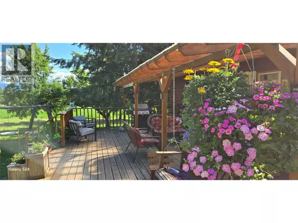 Tappen, BC V0E2X1,1012 Addison Road