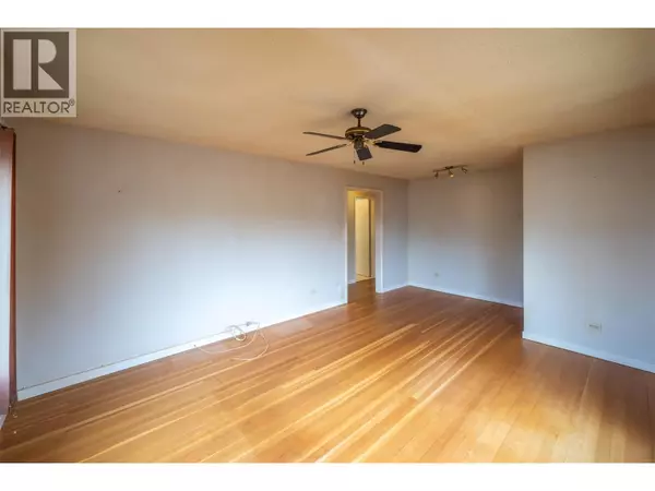 Penticton, BC V2A4H7,401 Wade Avenue E