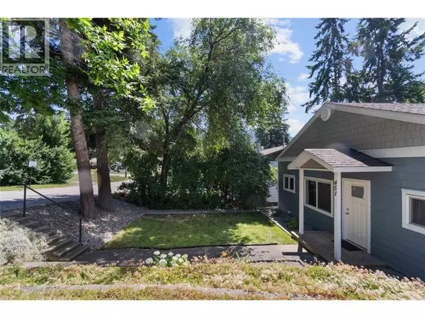 Salmon Arm, BC V1E4G6,451 3 Street SE